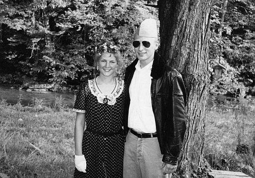 Seth and Mary in Marion, Virginia, USA (1998).
